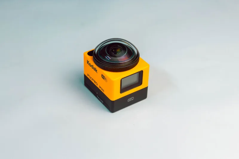 Cái Bẫy Của Góc Nhìn Toàn Cảnh: Vì Sao Xem Đá Gà 360 Độ Lại Dễ Khiến Bạn Phán Đoán Sai Hơn